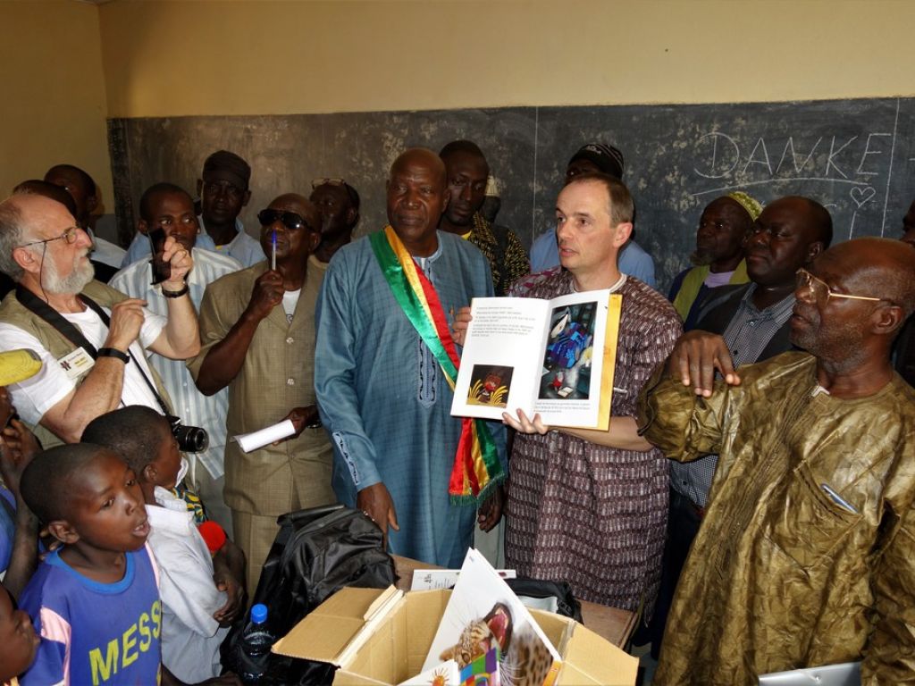 images/mali-hilfe/die-schule