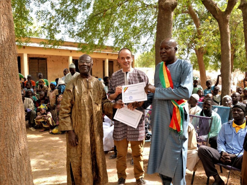 images/mali-hilfe/die-schule